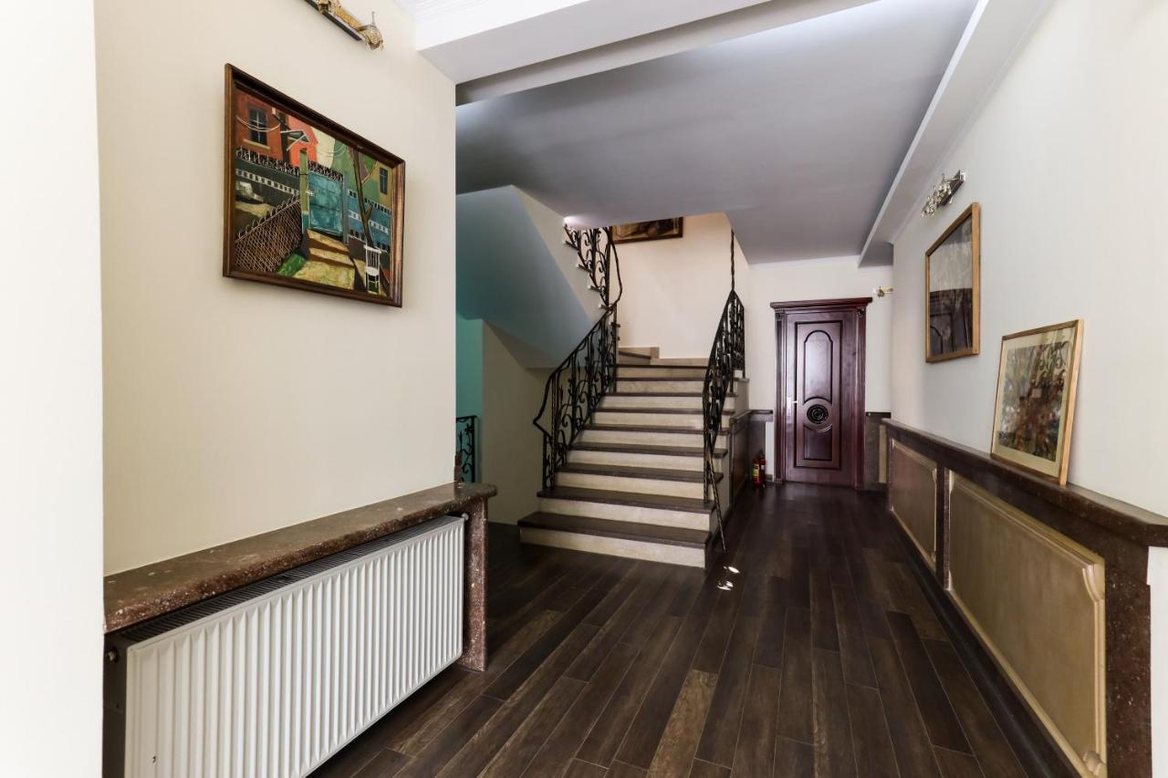 Aeetes Palace Кутаїсі Екстер'єр фото